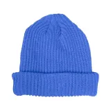 Gorro de lana azul con logo de Umbro y leyenda "Nacional" en etiqueta rectangular roja.