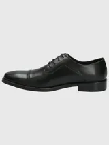 Zapato de vestir formal Hush Puppies modelo Jazz, color negro, confeccionado en cuero.