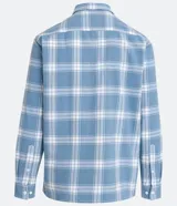 Camisa de franela celeste con estampado de cuadros blancos, corte regular, cuello camisero, mangas largas, abotonada frontal, bolsillo en el pecho y logo de la marca en etiqueta sobre el bolsillo.