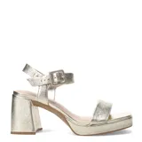 Sandalias de mujer color dorado metalizado con plataforma y taco ancho (block heel). Presentan una tira ancha en la parte delantera del pie y una pulsera ajustable con hebilla en el tobillo. La marca Bottero es visible en la plantilla.