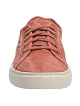 Zapatillas acordonadas color ocre, hechas en España con algodón orgánico.