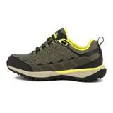 Championes de trekking Diadora, color verde militar con detalles en negro y amarillo flúor. Presentan una construcción robusta con puntera reforzada y suela dentada para tracción.