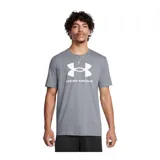 Remera blanca de hombre, marca Under Armour, modelo Sportstyle Logo. Tiene mangas cortas y cuello redondo. El logo de la marca está estampado en el pecho en color negro.