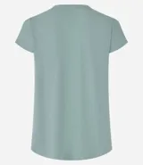 Remera lila de microfibra con escote redondo y mangas cortas.