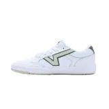 Championes Vans Lowland color blanco con detalles en verde.