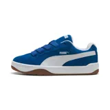 Championes urbanos Puma Park Lifestyle Easy, color azul con detalles en blanco y suela marrón.