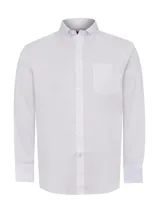 Camisa de hombre RKF Cityscape, de manga larga, corte regular y cuello americano abotonado. Diseño a cuadros pequeños en tonos blanco y celeste.
