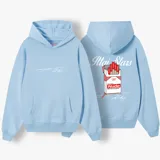 Sudadera color celeste con capucha y diseño gráfico de una caja de cigarrillos, con mensaje humorístico.