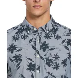 Camisa de hombre de manga corta con estampado floral, cuello abotonado y corte clásico.