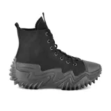 Championes de bota negros, con suela track y cordones.