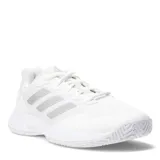 Championes Adidas Gamecourt 2.0 blancos con detalles plateados y las tres tiras características de la marca en los laterales.