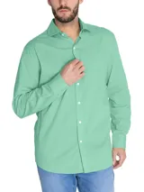 Camisa de manga larga celeste claro con cuello italiano y logo bordado en el pecho.