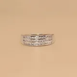 Anillo de plata 925 con tres hileras de circonias.