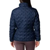 Campera Columbia Delta Ridge II color verde oliva, con cierre frontal, cuello alto y bolsillos laterales con cierre. Cuenta con tecnología Omni-Heat de revestimiento térmico reflectante, HeatSeal, Omni-Shield y plumón certificado por RDS.