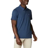 Polo de hombre Columbia Tech Trail, color blanco, de manga corta, con logo bordado en el pecho. Confeccionada en tejido hidroabsorbente Omni-Wick™ con elastano.