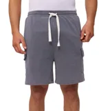 Bermuda de algodón gris oscuro, estilo cargo, con cordón blanco en la cintura y bolsillos laterales tipo parche.