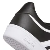Championes Adidas Hoops 4.0, color negro con detalles blancos, de estilo urbano.