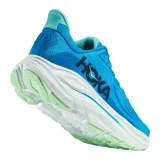 Championes Hoka Clifton 10 color celeste con detalles en azul y blanco.