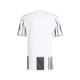 Camiseta de fútbol Adidas de la Juventus, modelo Primera Equipación temporada 25/26. Diseño a rayas verticales blancas y negras con detalles en rosa en cuello, mangas y logo de Adidas.