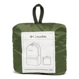 Mochila Columbia unisex color verde oliva, liviana y plegable, con logo estampado en el frente. Tiene bolsillo frontal con cierre, asa de mano y correas de hombro ajustables. Se guarda en un bolsillo exterior para facilitar su almacenamiento.