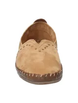 Alpargatas RKF Laurie color ladrillo de cuero suede con tachas metálicas y suela de goma antideslizante.
