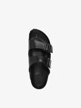 Sandalias Birkenstock Arizona EVA color negro, con dos correas ajustables con hebilla y plantilla anatómica.
