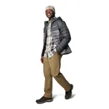 Campera puffer Columbia Powder Lite II para hombre, color gris y negro, con capucha ajustable con cordón, bolsillos laterales con cierre y puños elásticos.
