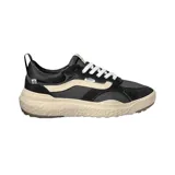 Championes Vans UltraRange Neo VR3 unisex, color negro con detalles en beige y blanco. Confeccionados con materiales reciclados y cuero regenerativo.