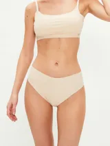 Pack de dos culottes color beige con cintura elástica.