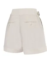 Short de tiro alto color verde oliva, confeccionado en lino orgánico, con cierre cruzado y hebillas en los costados. Incluye bolsillos y pinzas.