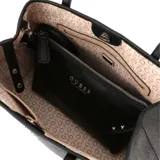 Cartera tote grande color negro con estampado del logo de la marca. Incluye un bolso pequeño con cierre y correa de mano.