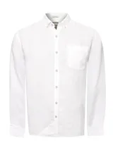 Camisa blanca de lino orgánico con cuello abotonado, manga larga, bolsillo en el pecho y corte regular.
