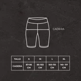 Calza biker negra con cintura alta y logo blanco en la pierna izquierda.