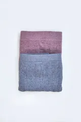 Pack de dos bombachas vedetinas de microfibra sin costuras, con fundillo de algodón. Talle único equivalente a P-M.