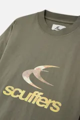 Remera verde militar de corte holgado con logo de la marca estampado en el pecho.