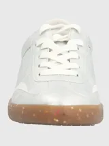 Zapatillas deportivas de mujer marca Dalila II, color rosa con detalles en beige y suela marrón.
