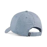Gorra de béisbol Puma Essentials, color celeste, con logo bordado en el frente.