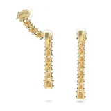 Par de aros colgantes asimétricos con cristales amarillos de talla cuadrada engarzados en metal dorado. Cierre de clip.