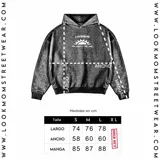 Canguro negro oversize de algodón con capucha y estampado en la espalda con texto 'LOONIVUM STREETWEAR', una palmera rosa, un leopardo y el texto 'Beach Social Club'.