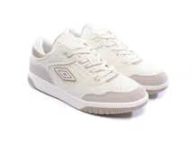 Championes Umbro modelo Shoots Lady, de estilo deportivo urbano, con combinaciones de colores pastel: blanco, rosa pálido, celeste y verde menta. Presentan el logo Umbro en el lateral.