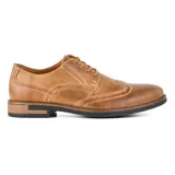 Zapato de vestir acordonado color marrón cuero, con detalles de perforaciones y costuras decorativas.