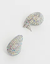 Aros colgantes cortos con forma de gota cubiertos de strass multicolor, con cierre de tope a presión.