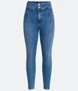 Pantalón cigarrete de jeans azul con cintura alta, pliegues y bolsillos.