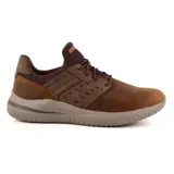 Zapato casual de cuero color marrón con plantilla de Memory Foam y diseño sin cordones, ideal para uso diario.