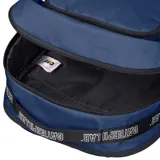 Mochila Caterpillar unisex color azul con detalles en negro. Cuenta con un compartimento principal grande, un bolsillo delantero con llavero fijo, bolsillos internos y laterales de red.