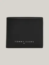 Billetera plegable Tommy Jeans de cuero negro con logo de la marca en el frente. Cuenta con múltiples ranuras interiores para tarjetas, bolsillo interior para monedas con solapa y compartimento interior para billetes.