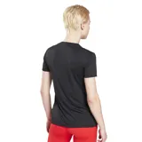 Remera de running de mujer, diseñada para ofrecer confort con tejido Speedwick que repele la humedad.