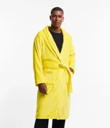 Bata de baño amarilla de fleece con mangas largas, bolsillos y lazo en la cintura. Tiene un bordado de Bob Esponja en la espalda.