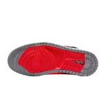 Zapatillas de hombre Air Jordan con gamuza premium, espuma Formula 23 y diseño clásico de caña alta.