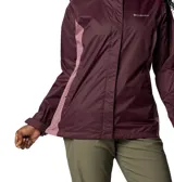 Campera impermeable Columbia Arcadia II color celeste, con capucha ajustable, cierre frontal con solapa, bolsillos con cierre y puños ajustables.